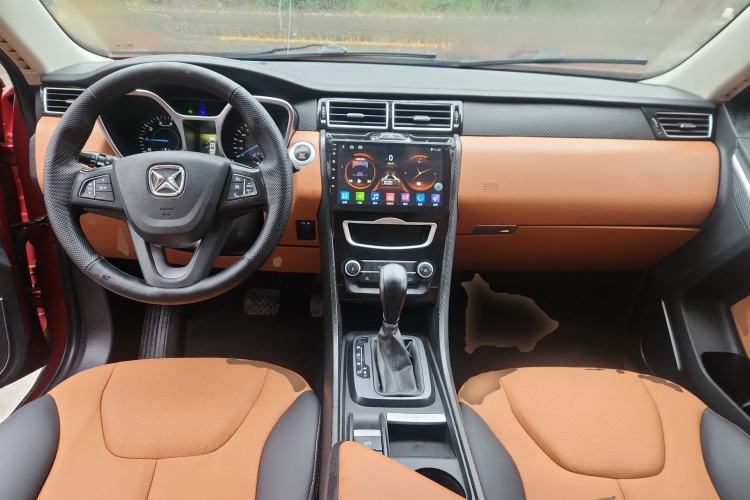 Used JMC Yusheng S330 2016 1.5L GTDi Automatic Two-Wheel Drive Fashion Edition
