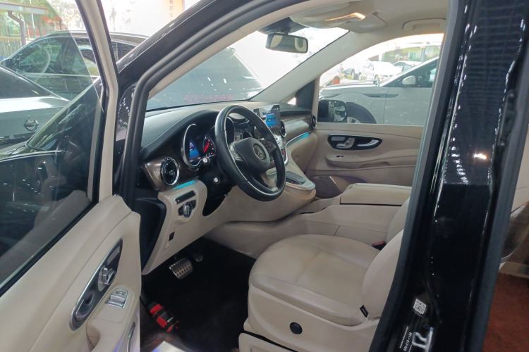 Used Mercedes-Benz V-Class 2021 V 260 Prestige Edition