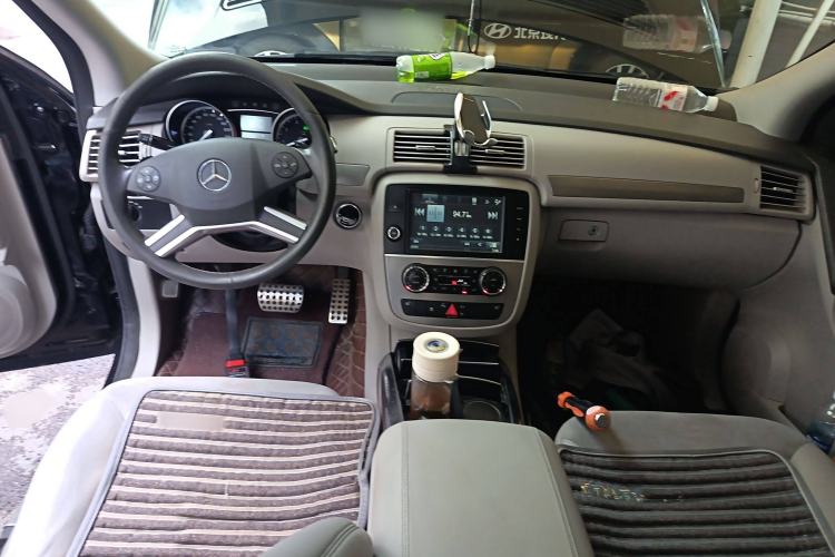 Used Mercedes-Benz R-Class 2014 R 320 4MATIC Business Model