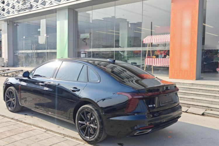 Used Hongqi H5 2025 2.0T Automatic Xuan Ying Edition