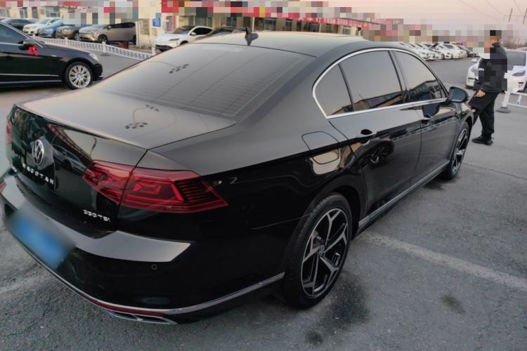 Used Volkswagen Magotan 2023 2 Million Units Commemorative Edition 330TSI DSG Luxury Version
