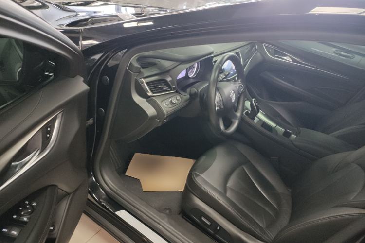 Used Buick LaCrosse 2022 652T Luxury Version