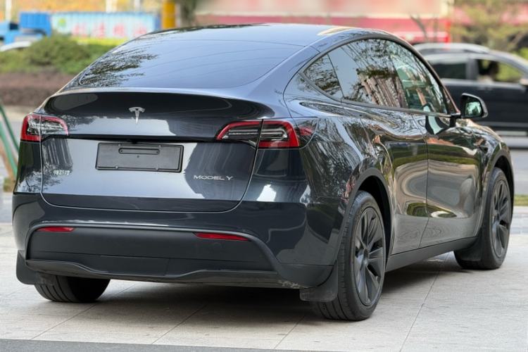 Used Tesla Model Y 2024 Rear-Wheel-Drive Version