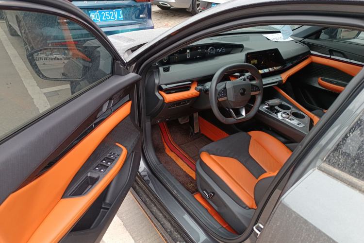 Used Changan UNI-V 2023 1.5T Sport Edition
