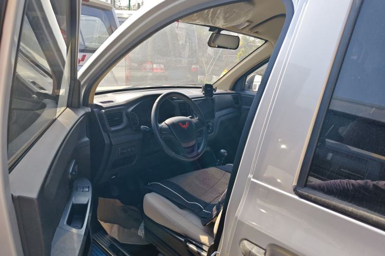 Used Wuling Hongguang V 2022 1.5L Jingqu Version Hydraulic Power Steering LAR
