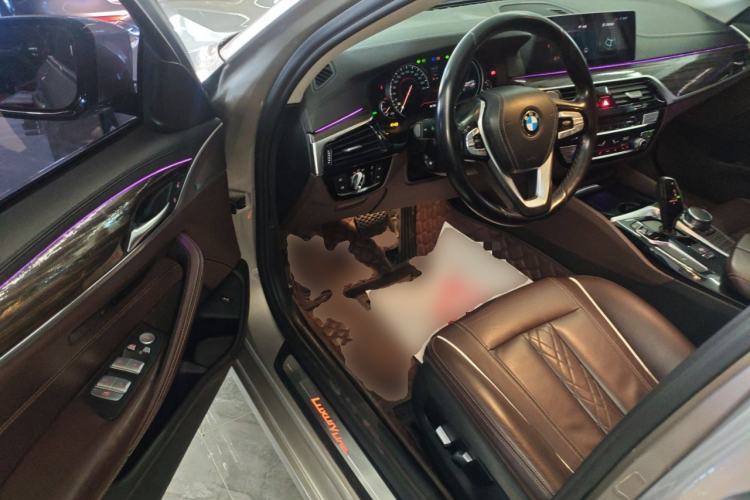 Used BMW 5 Series 2018 Facelifted 530Li xDrive Luxury Package
