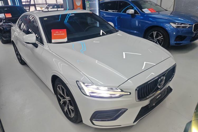 Used Volvo S60 2023 B4 Zhiyi Luxury Edition