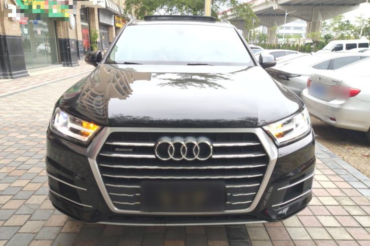 Used Audi Q7 2016 40 TFSI Comfort Model