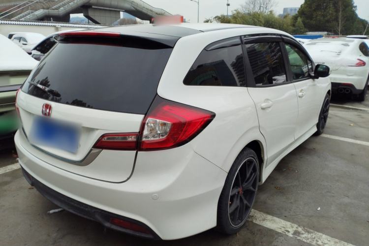 Used Honda Jade 2014 1.8L Automatic Comfort Elite Version 5 Seats
