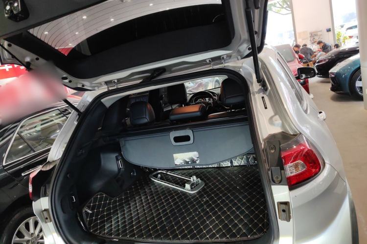 Used  Cherokee 2016 2.4L Leading Edition
