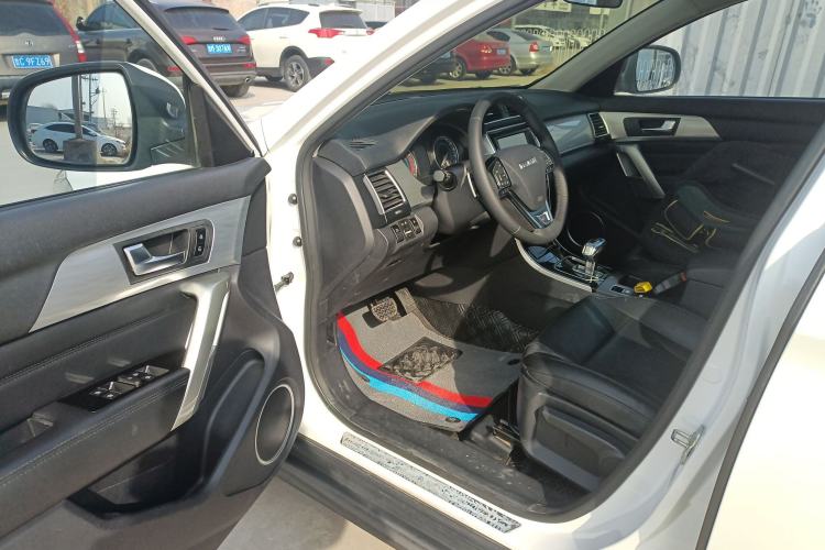 Used Haval H2 2018 Red-Label 1.5T Dual-Clutch Two-Wheel-Drive Elite Model
