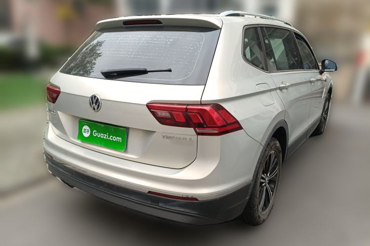 Used Volkswagen Tiguan L 2019 Updated Version 330TSI Automatic Two-Wheel Drive Panoramic Comfort Edition China VI Standard
