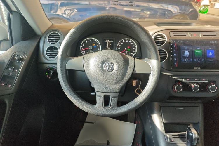 Used Volkswagen Tiguan 2015 1.8TSI Automatic Two-Wheel Drive Trend Edition
