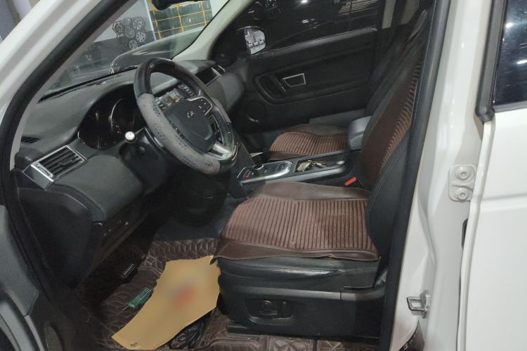 Used Land Rover Discovery Sport 2019 240 PS PURE Edition China V Standard
