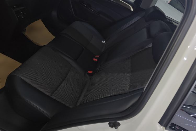 Used Honda Jade 2017 210TURBO CVT Fashion Edition 5-seater
