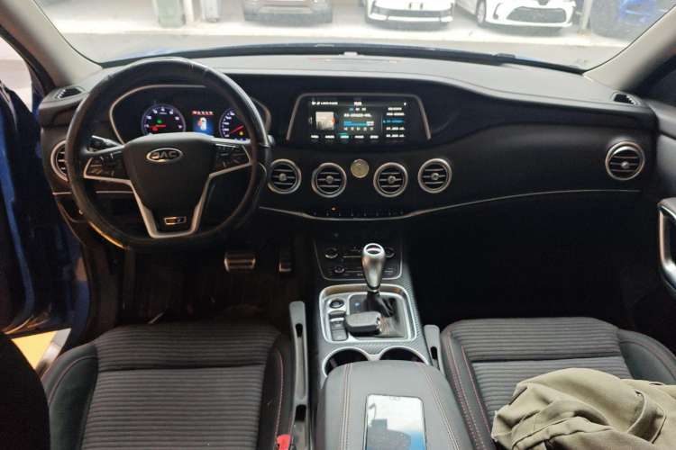 Used  Refine S7 2017 1.5T Automatic Comfort Model
