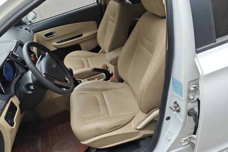 Used Chery E3 2013 1.5L Manual ZhiShang Model