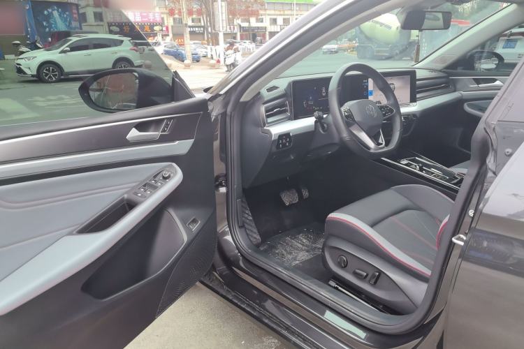 Used Volkswagen Lamando 2023 Lavida L 280TSI DSG Cool & Spicy Edition