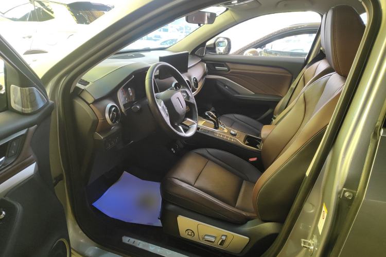 Used Wey VV6 2021 2.0T Two-Wheel Drive Smart Protection+
