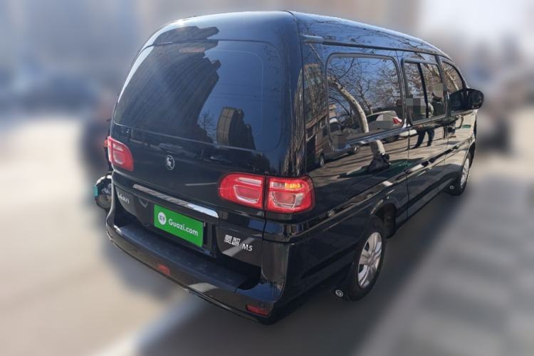 Used FORTHING Lingzhi 2023 M5L 1.6L Comfort 9-Seater