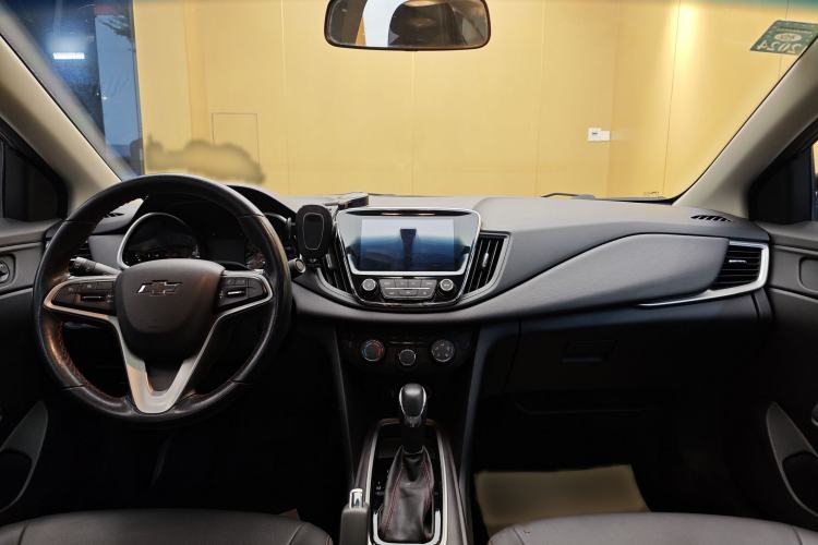 Used Chevrolet Monza 2022 Light Hybrid Redline 320T Dual-Clutch Thrilling Edition