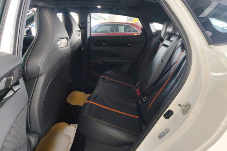 Used Changan UNI-V 2024 1.5T Smart Navigation Version
