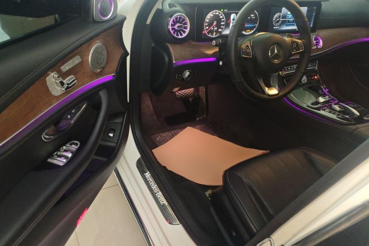 Used Mercedes-Benz E-Class 2016 E 300 L Stylish Model
