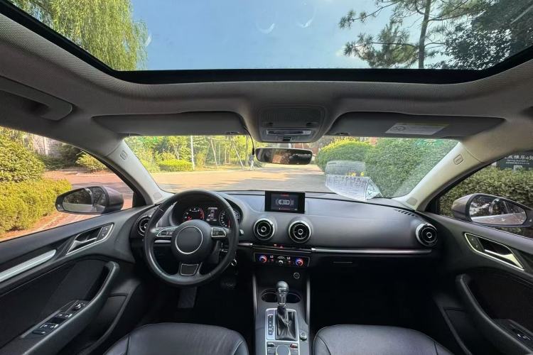 Used Audi A3 2015 Limousine 35 TFSI Millionth Anniversary Comfort Model
