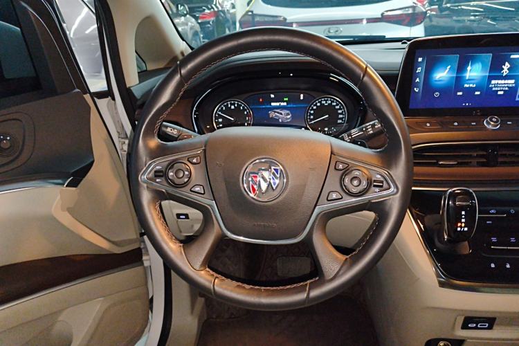 Used Buick GL8 2022 Land Business Class 652T Luxury Model
