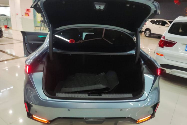 Used Lynk & Co 07 2024 EM-P 126 Long-Range Ultra
