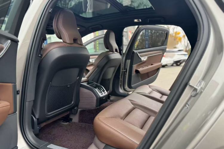 Used Volvo S90 2021 B5 Zhiyuan Luxury Edition
