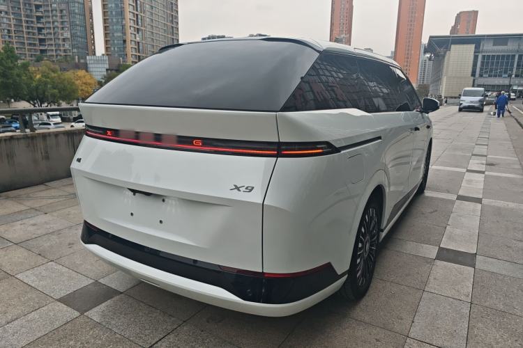 Used XPeng X9 2025 650 Long-Range Max
