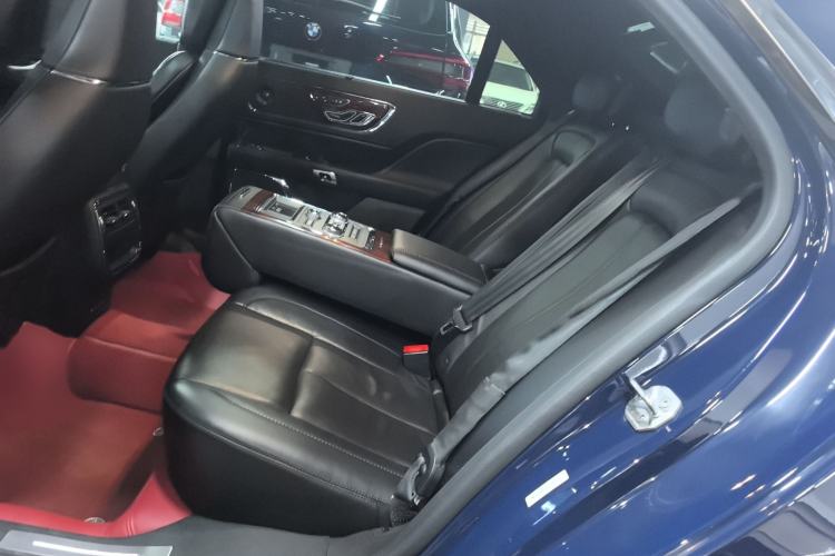 Used Lincoln Continental 2019 2.0T Two-Wheel Drive Prestige Version China VI Standard
