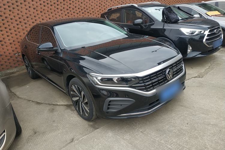 Used Volkswagen Passat 2024 380TSI Dragon Edition
