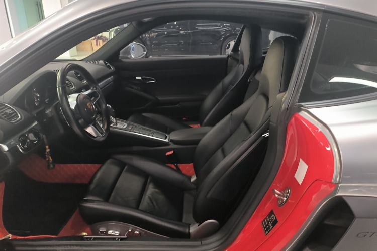Used Porsche 718 2016 Cayman 2.0T
