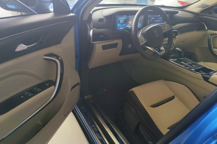 Used Bestune T77 2019 230 TID Automatic Prestige Version China VI Emission Standard