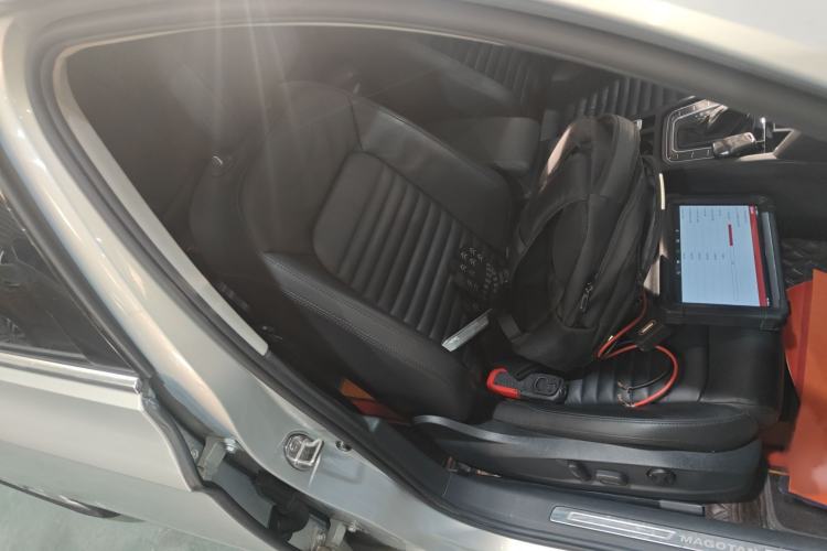 Used Volkswagen Magotan 2018 330TSI DSG Advanced Model
