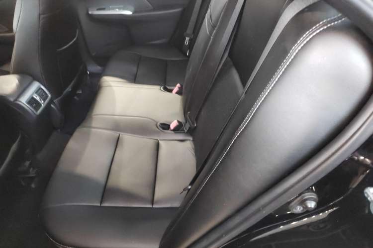 Used Toyota Camry 2012 Junrui 2.0S Radiant Edition
