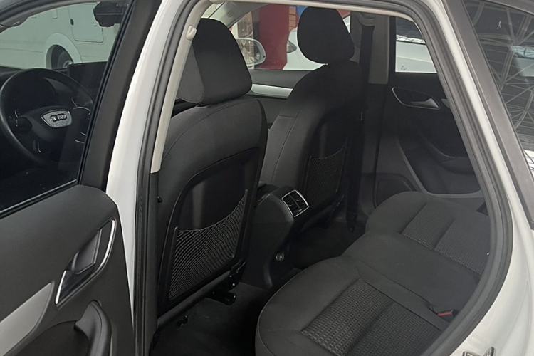 Used Audi Q3 2018 30th Anniversary Edition 30 TFSI Standard Model
