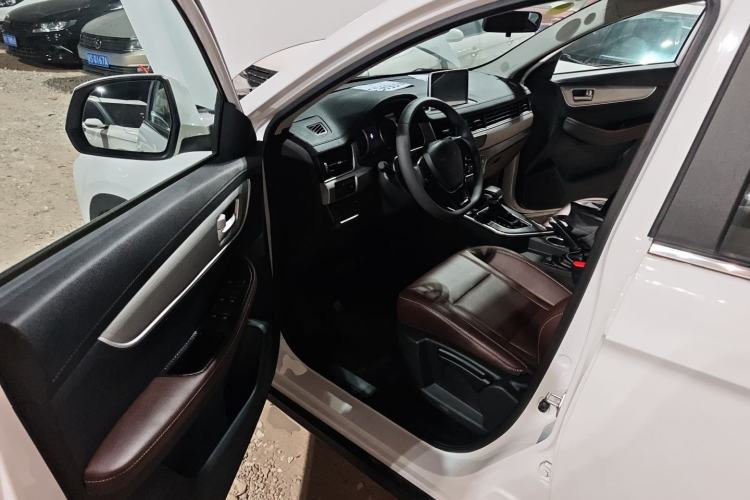 Used FORTHING T5 2022 Shengshi Edition 1.5T Automatic Dream Version Five Seats