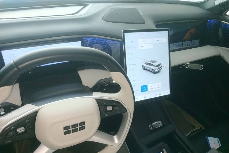 TDK.VehicleDetails.img