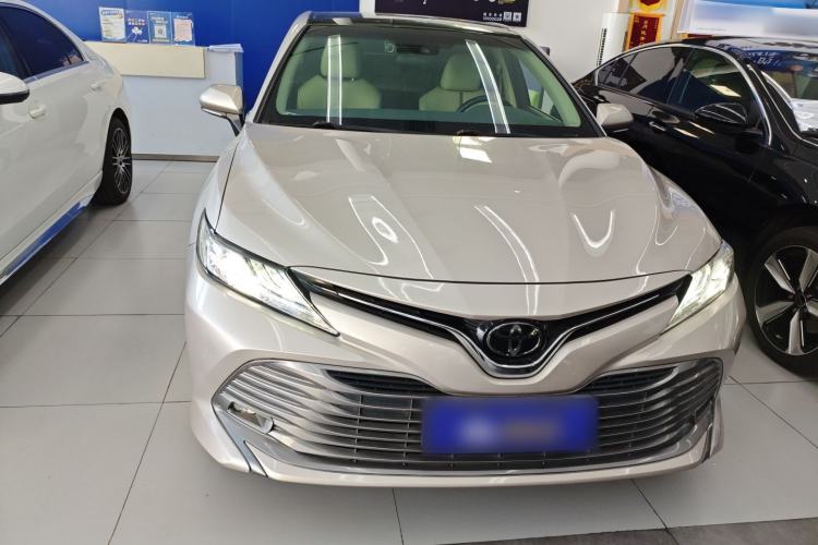Used Toyota Camry 2019 2.5G Luxury Edition China VI Standard
