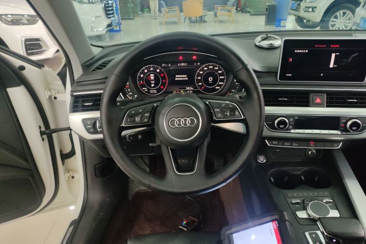 Used Audi A4L 2018 30th Anniversary Edition 40 TFSI Fashion Model