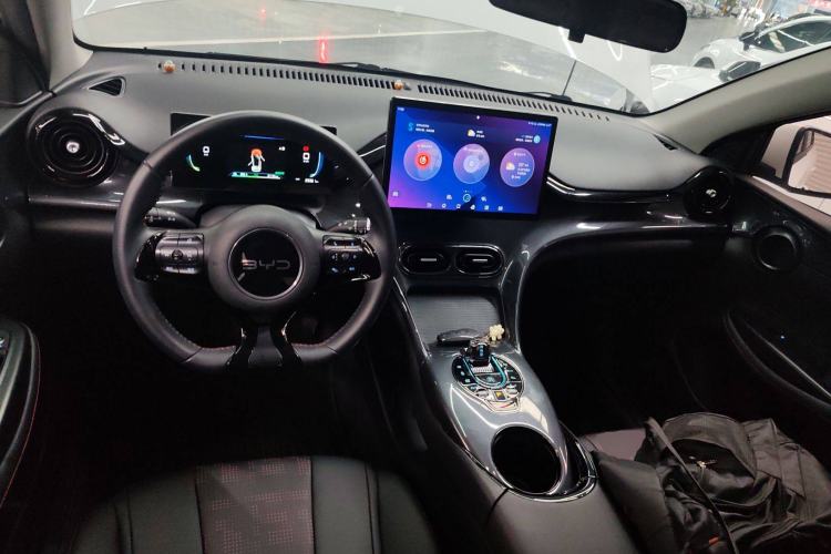 Used BYD e2 2024 Honor Edition Luxury Model
