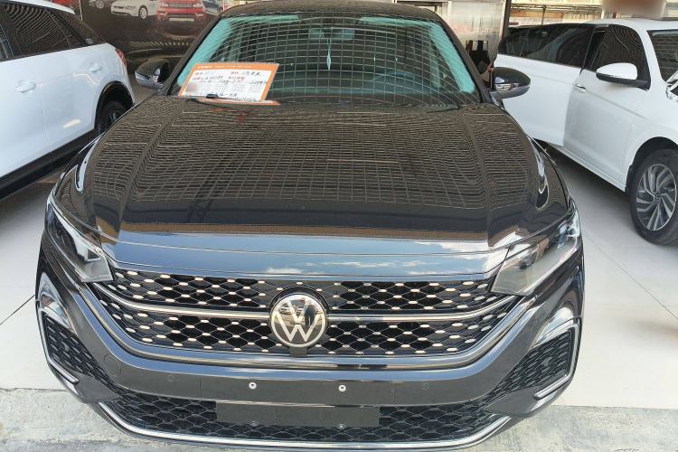 Used Volkswagen Passat 2024 380TSI Starry Dragon Edition
