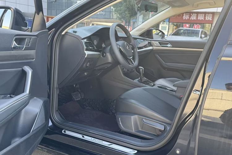 Used Volkswagen Lavida 2022 280TSI DSG Comfort Edition
