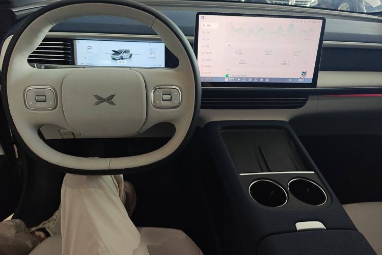 Used XPeng G6 2023 580 Long-Range Pro