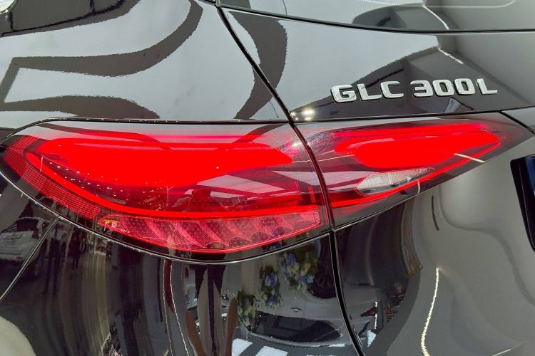 Used Mercedes-Benz GLC 2023 GLC 300 L 4MATIC Dynamic 7-Seater
