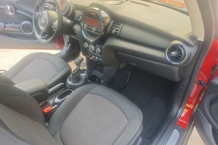 Used  MINI 2016 1.2T ONE Pioneer Edition
