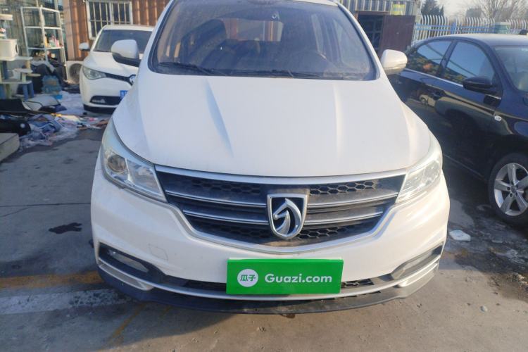 Used Baojun 730 2019 1.5L Manual Fashion Model 7-seater National V